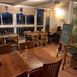 那覇市が一望できる首里の絶景イタリアンレストラン【YONASalute】ヨナサルウテ 